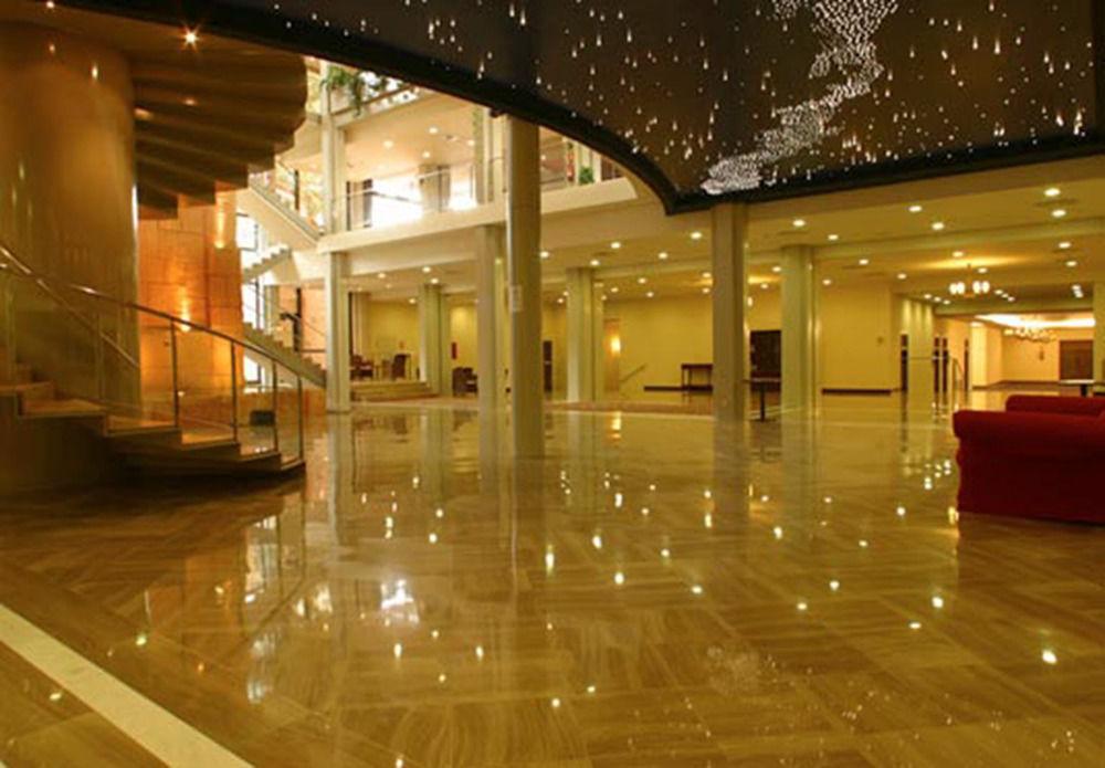 Hotel Termes Montbrió Montbrió del Camp Exterior foto