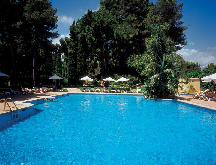 Hotel Termes Montbrió Montbrió del Camp Exterior foto